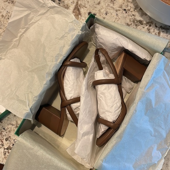 NIB J.Crew Lucie slingback block-heel sandals in leather brown BE786 - Picture 4 of 8